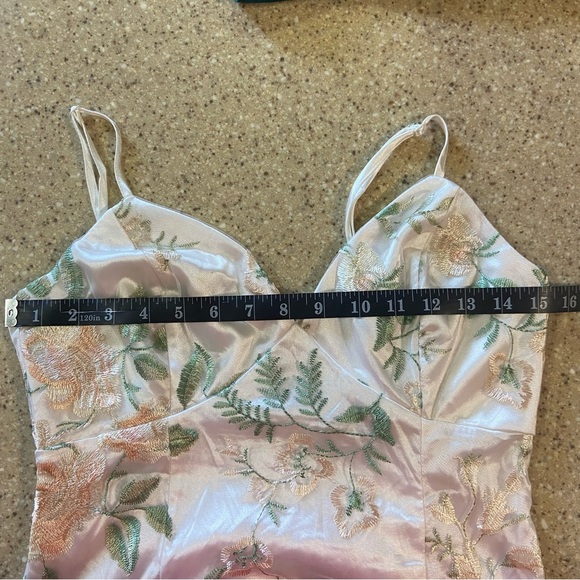 NWOT Lulus Dainty Dreaming White Floral Embroidered Slip Midi Dress - Picture 9 of 11